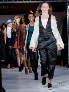 virginia-beach-town-center-fashion-show 19