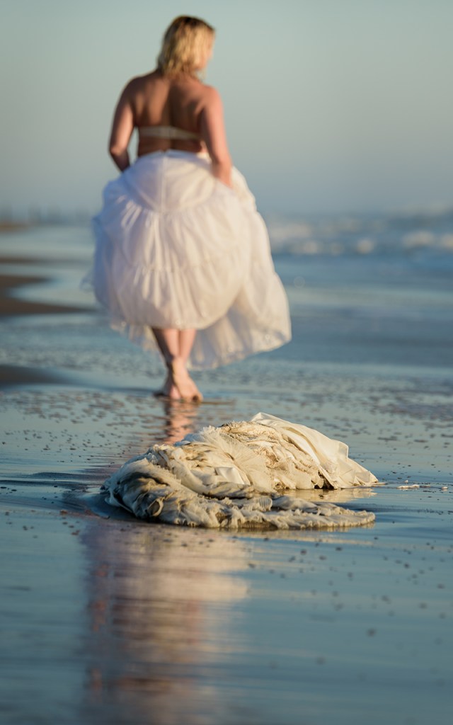erins-trash-the-dress-virginia-beach 16