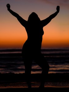 erins-trash-the-dress-virginia-beach-PHOTO 1