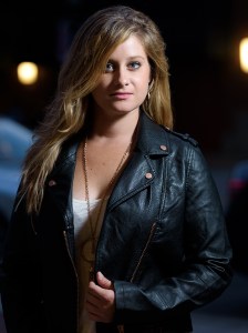 lindseys-fashion-session-town center-virginia-beach 12