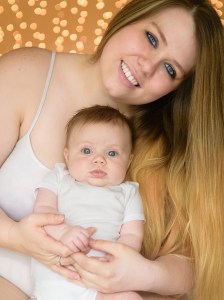 karens-mother-baby-bonding-photo-session