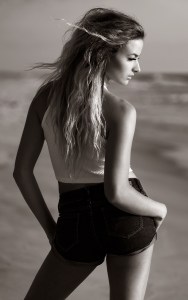 maddie-meyers-beach-sunrise-portrait 13