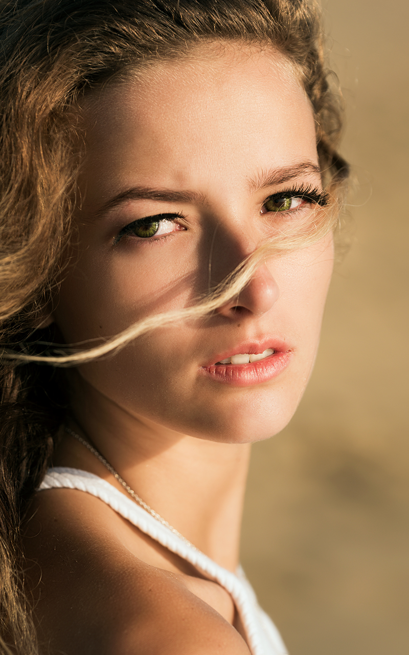 maddie-meyers-beach-sunrise-portrait 14