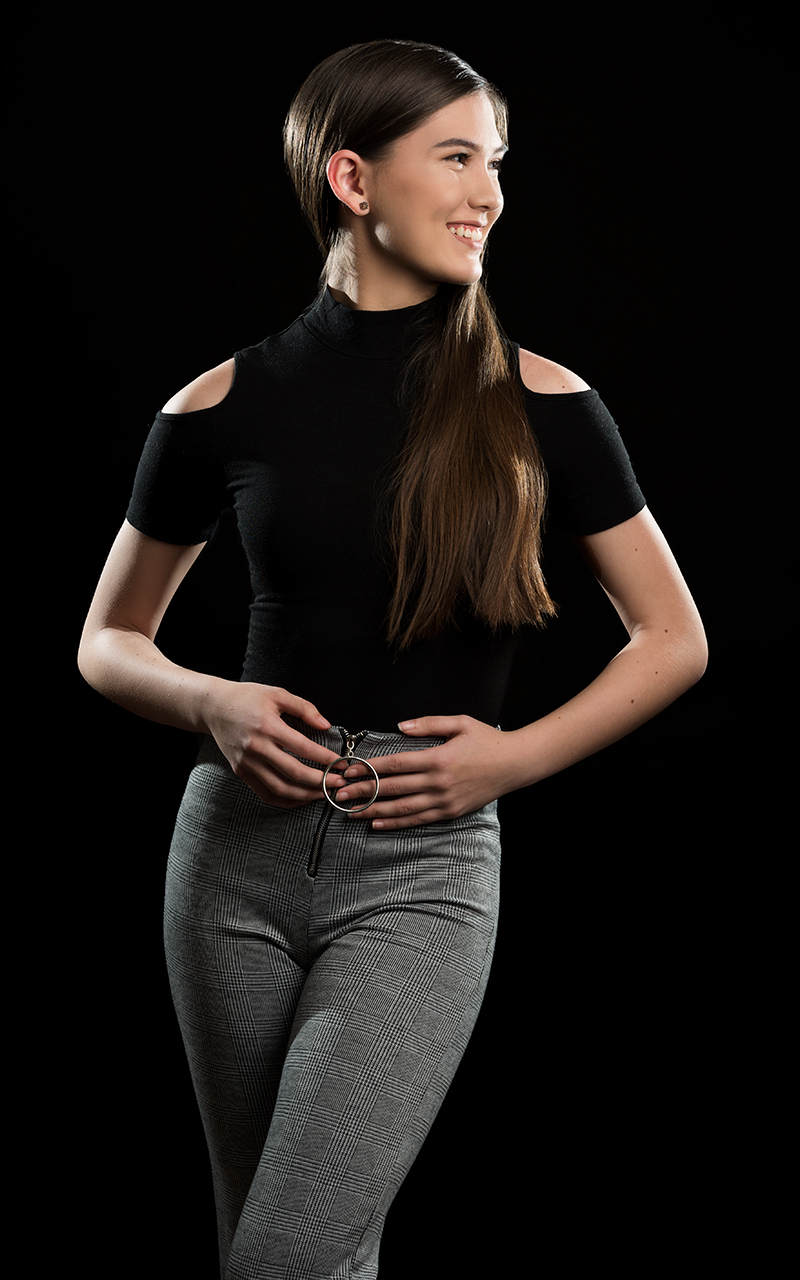 Easton-Nguyen-studio-portrait 9