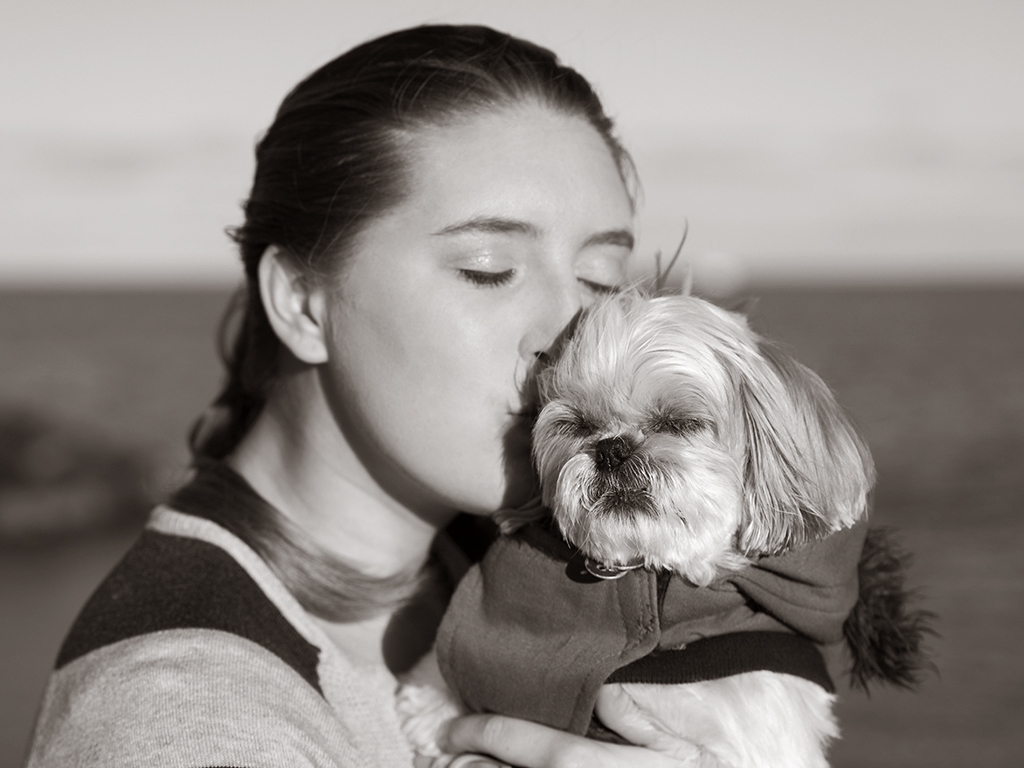 jaz-and-taylor's-beach-portrait 12
