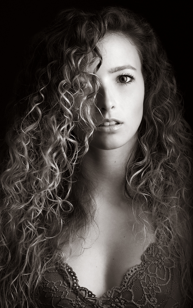 madison-kirby-studio-portrait 4