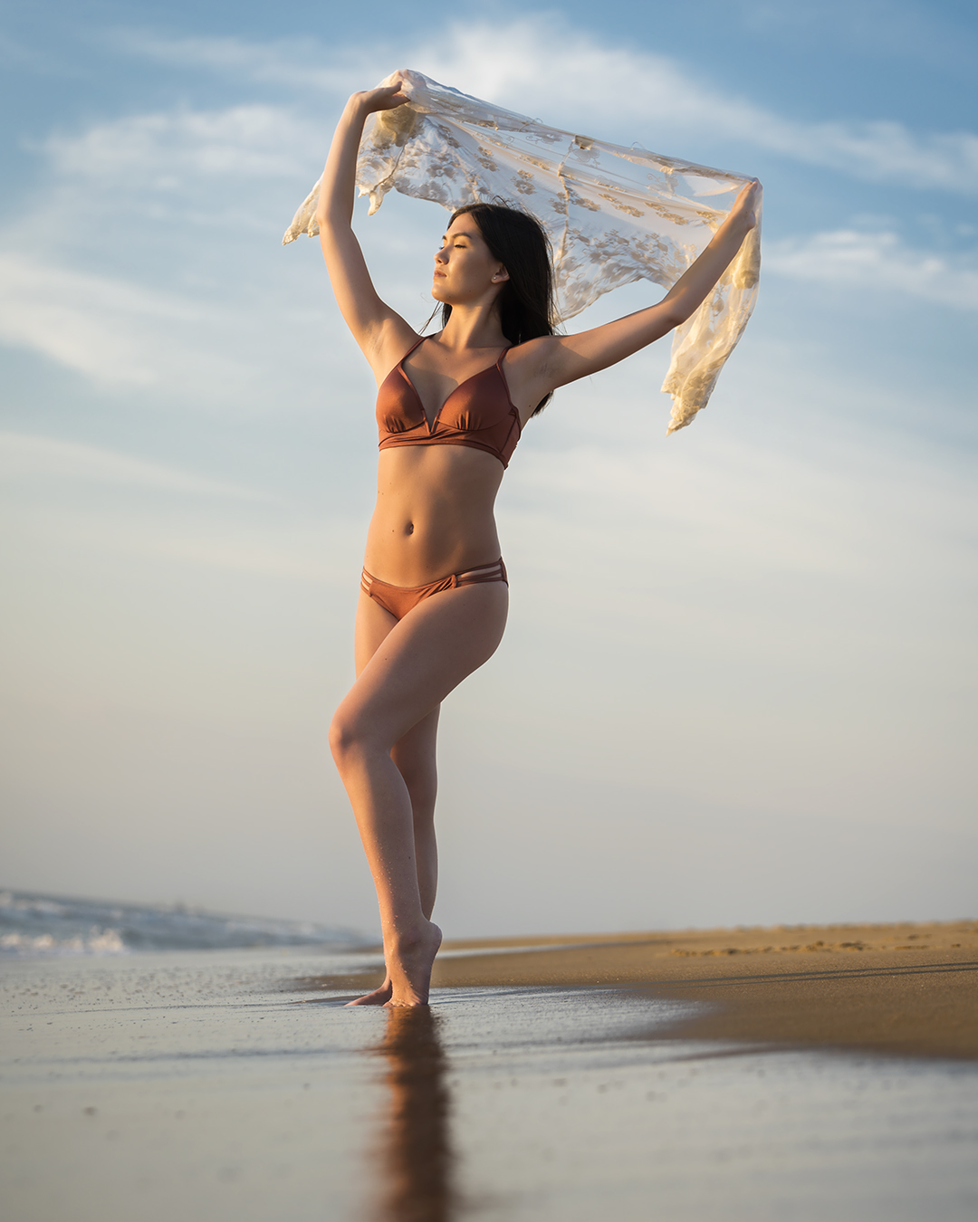 Easton's-beach-sunrise-portrait-session 6