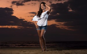jinelle-oceanfront-sunrise-portrait-photo 1